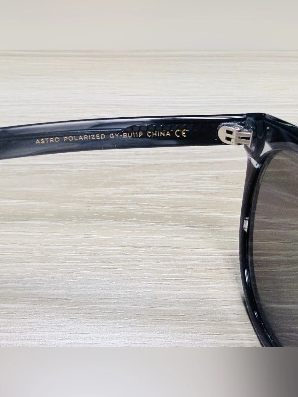 DIFF Eyewear Astro Polarized Aviator Sunglasses (Gray Stripe/Blue Mirror)